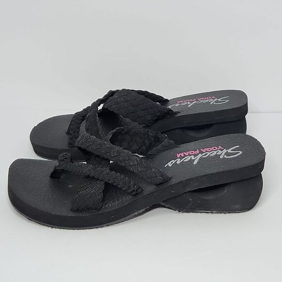 Sketcher's yoga foam platform heel wedge sandals - Picture 3 of 7